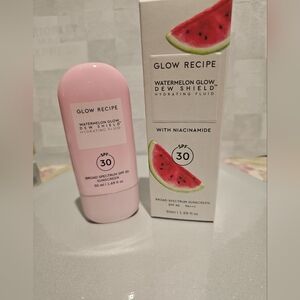 Glow Recipe Watermelon Glow Dew Shield SPF 30 Hydrating Fluid Sunscreen 50ml